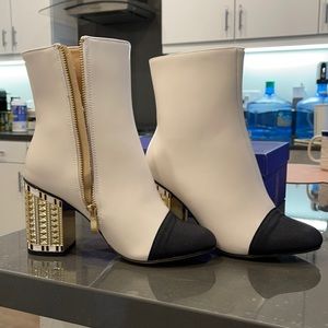 Ch@nel style boots size 36 new